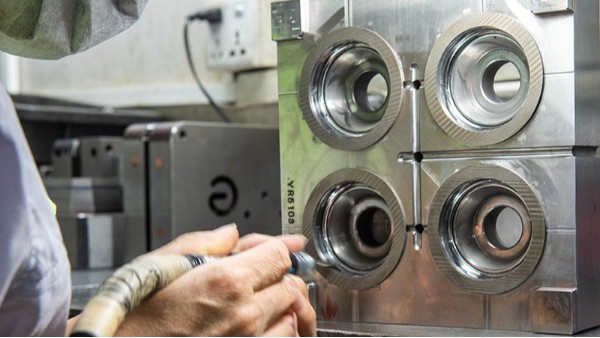 <i style='color:red'>注塑模具制造</i>工藝流程【行業專業分享】