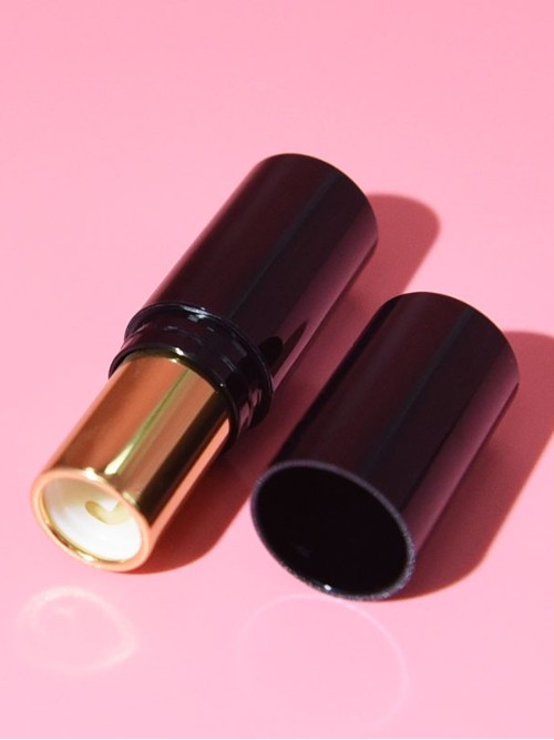 醫(yī)用級(jí)vs化妝品級(jí)塑膠材料：模具設(shè)計(jì)須注意的3大差異點(diǎn)